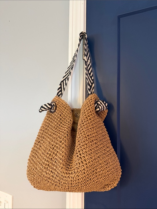 Handbags - Woven Straw Tote Bag with Striped Rope Handles - Tan